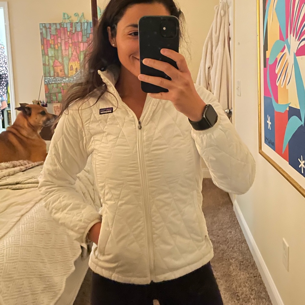 Lightweight waterproof jacket